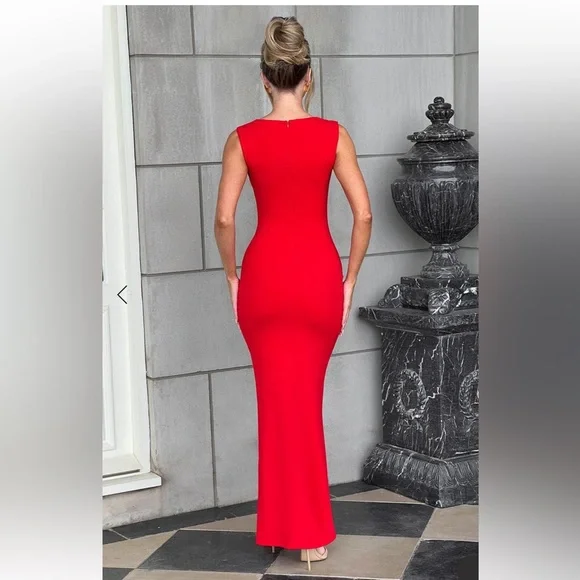 Babyboo Red Helena Maxi Dress US12 - Picture 2 of 4